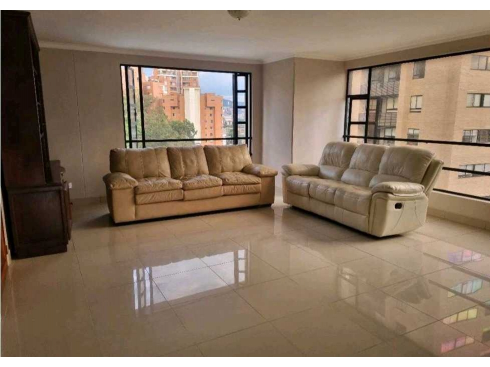 VENTA DE APARTAMENTO EN CASTROPOL.
