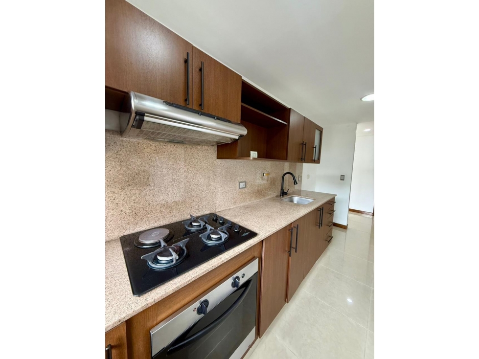 Venta de apartamento en Castropol Poblado — foto 6