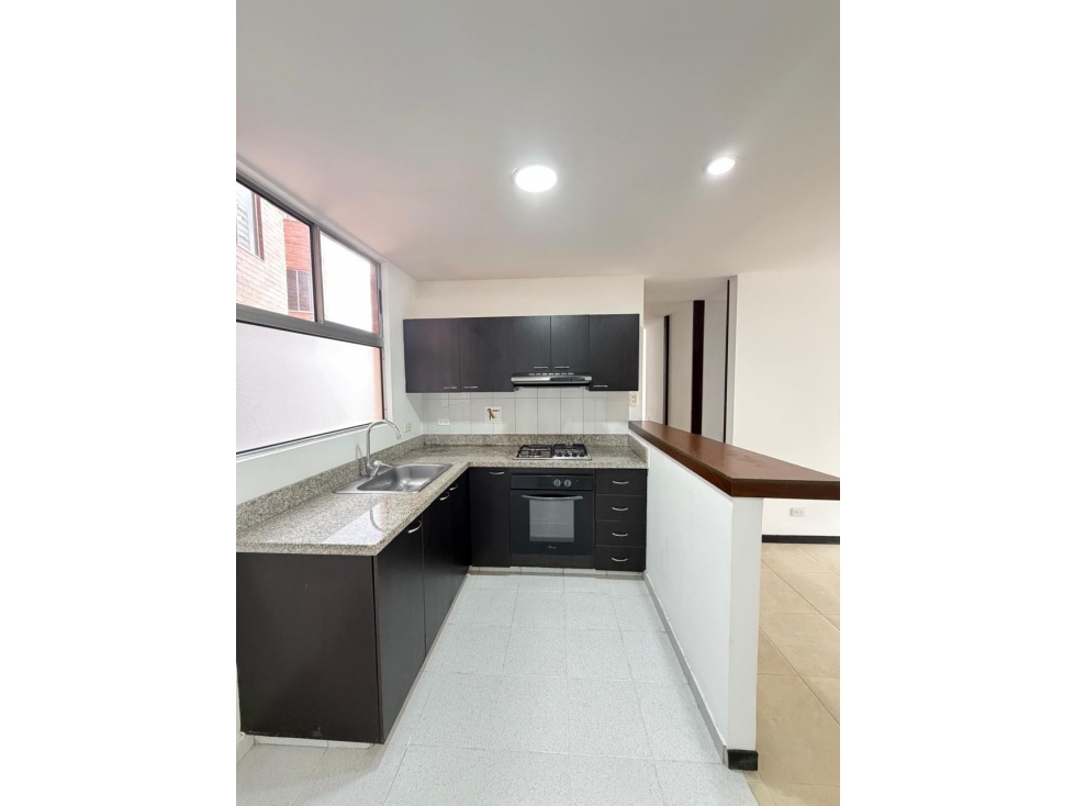 Venta de apartamento en Castropol Poblado — foto 5