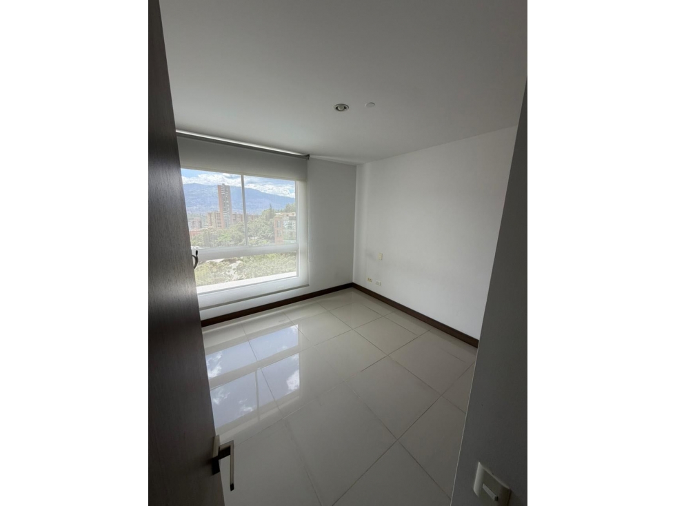 Venta de apartamento en Castropol, Poblado — foto 6