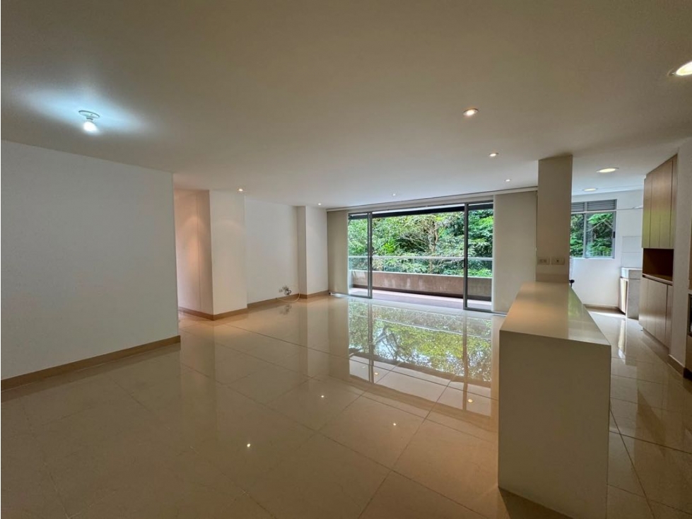 Venta de apartamento en Castropol,Poblado