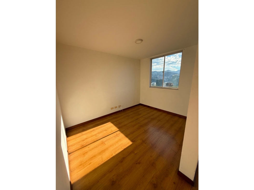 Venta de apartamento en Castropol Poblado — foto 6