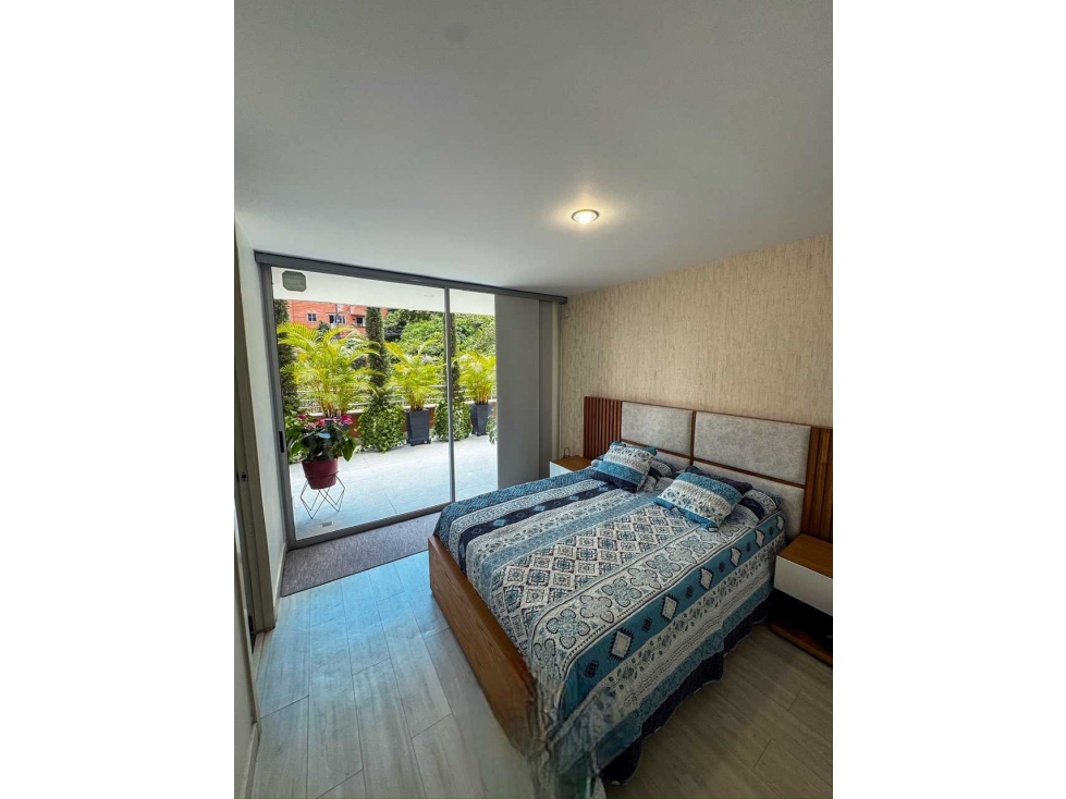VENTA DE APARTAMENTO CON TERRAZAS EN CASTROPOL, EL POBLADO — foto 5