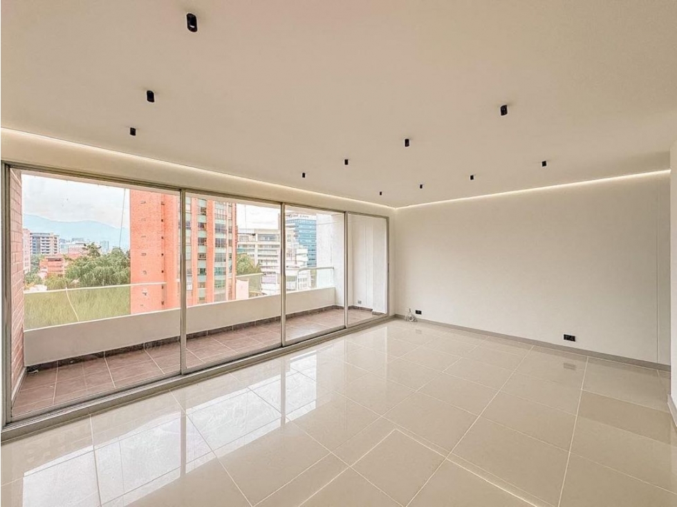 Venta de apartamento en Castropol, Poblado — foto 2