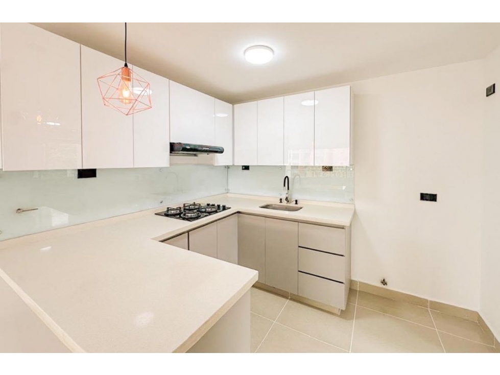 Venta de apartamento en Castropol, Poblado — foto 3