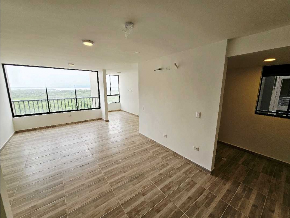 VENTA O ALQUILER DE APARTAMENTO EN CIUDAD DE MALLORQUIN