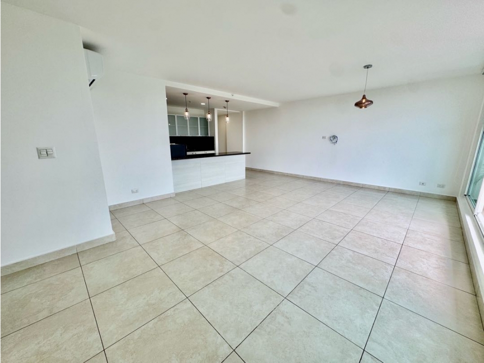VENTA DE APARTAMENTO EN CLAYTON COMO NUEVO (EC) — foto 5