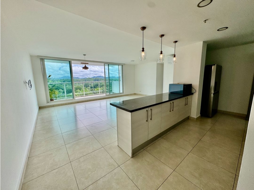 VENTA DE APARTAMENTO EN CLAYTON COMO NUEVO (EC)
