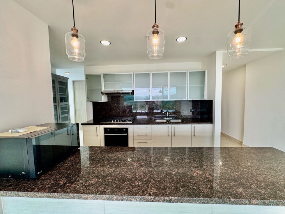 VENTA DE APARTAMENTO EN CLAYTON COMO NUEVO (EC) — foto 6