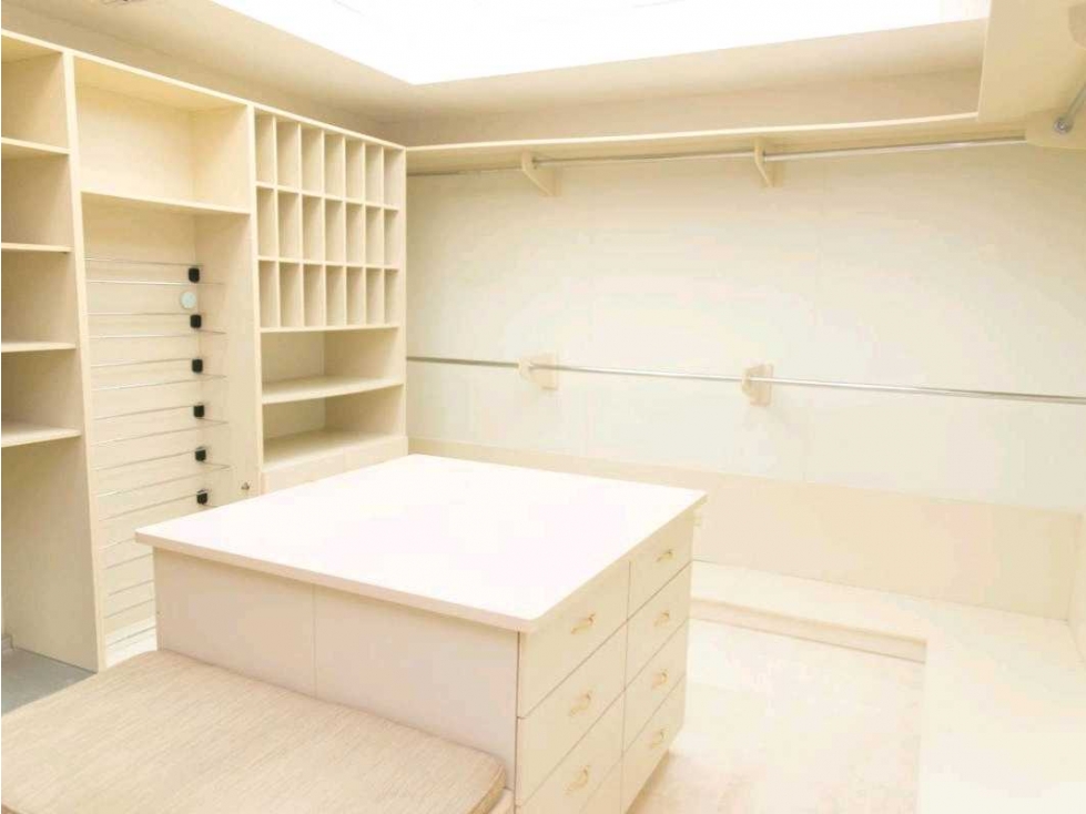 VENTA DE APARTAMENTO EN COCO DEL MAR CON PISO DE MARMOL - 5