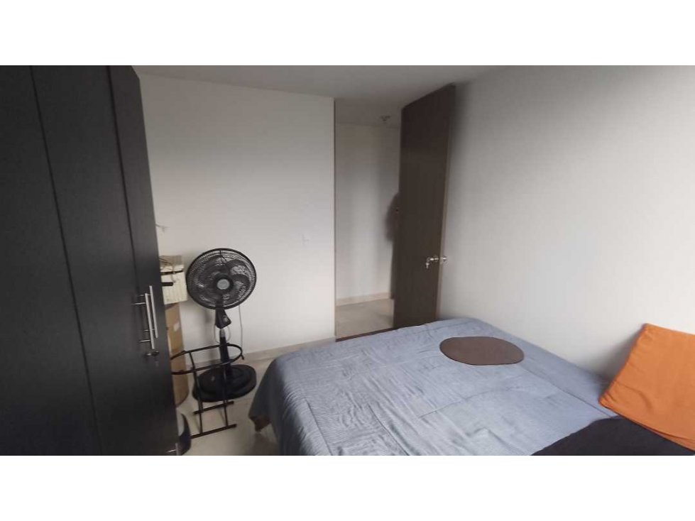 VENTA DE APARTAMENTO EN CONJUNTO CERRADO AL SUR CERCA DE PINARES — foto 4