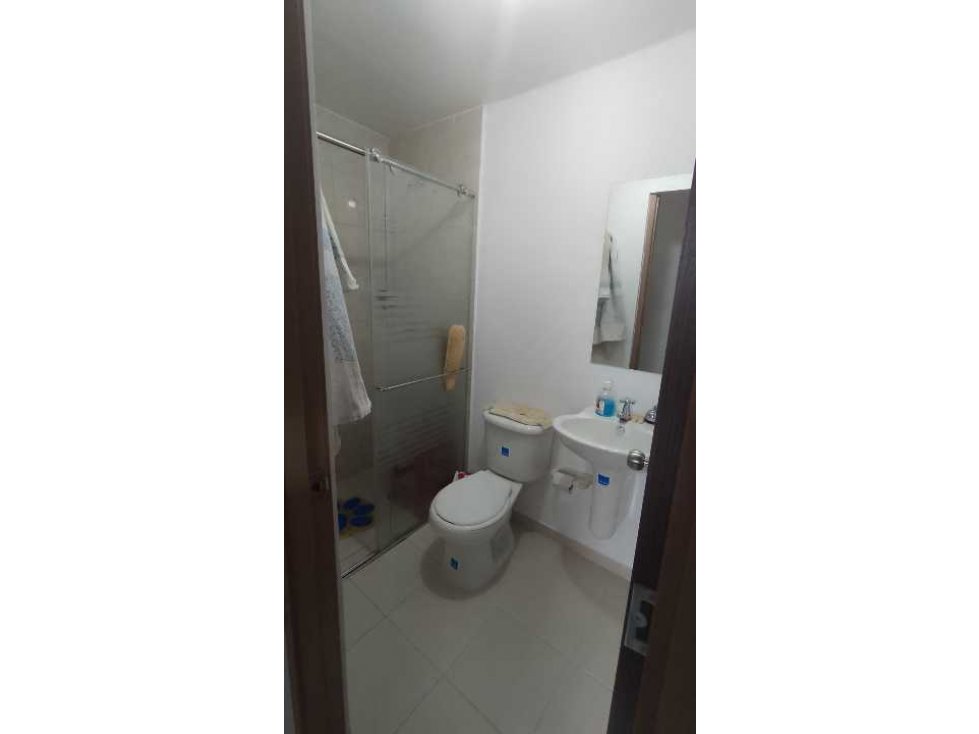 VENTA DE APARTAMENTO EN CONJUNTO CERRADO AL SUR CERCA DE PINARES — foto 6