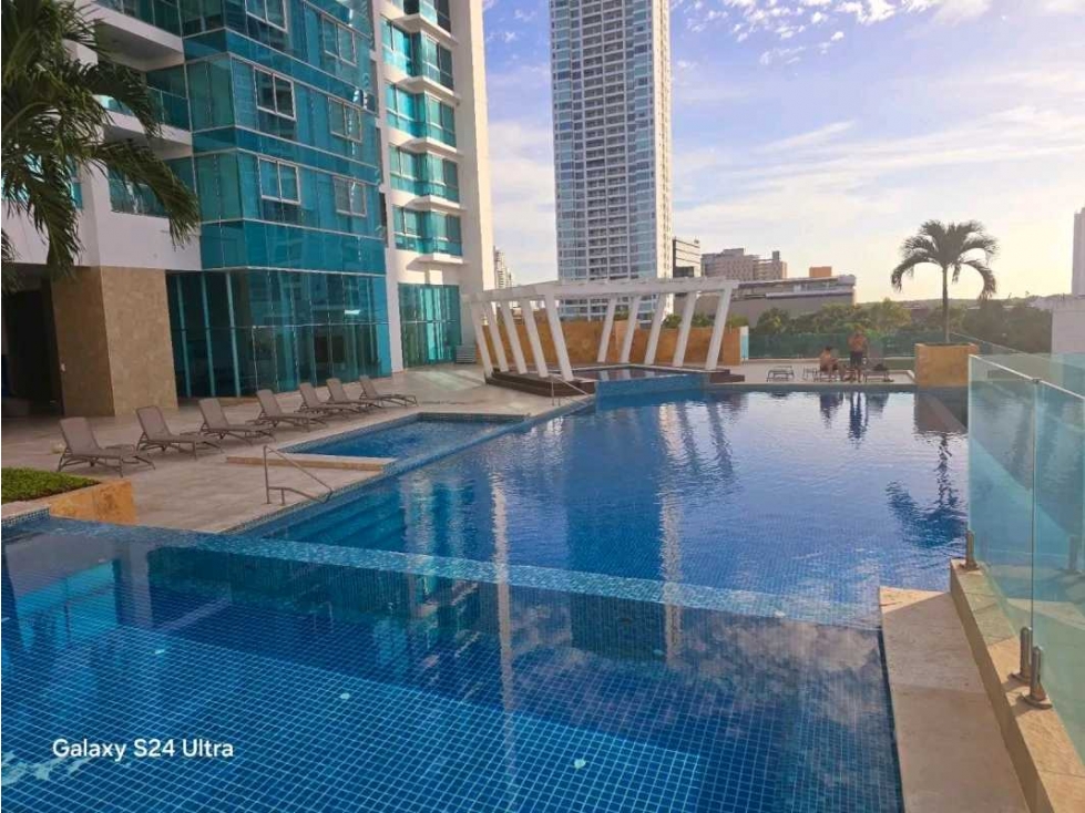 VENTA APARTAMENTO EN COSTA DEL ESTE de 3Recamaras 226 m²