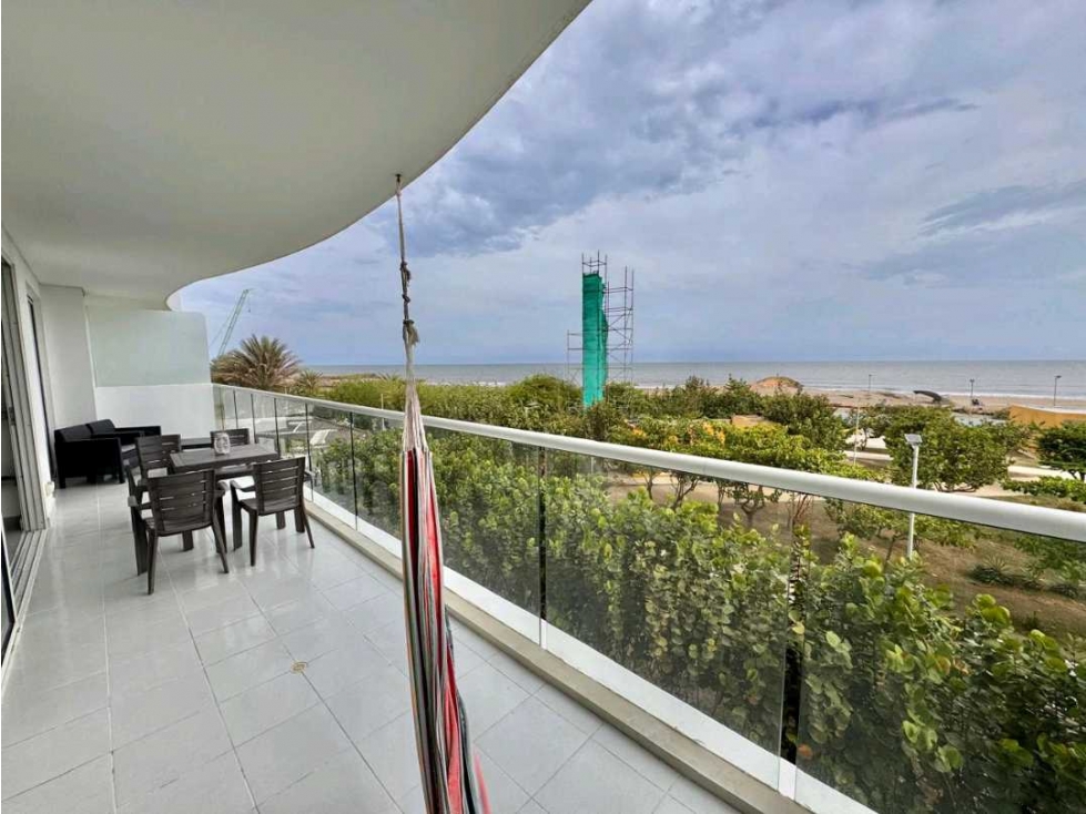 Venta De Apartamento En Crespo Primera línea al Mar Dos ALCOBAS