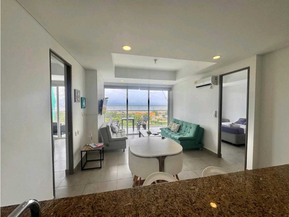 Venta De Apartamento En Crespo Primera línea al Mar Dos ALCOBAS — foto 3
