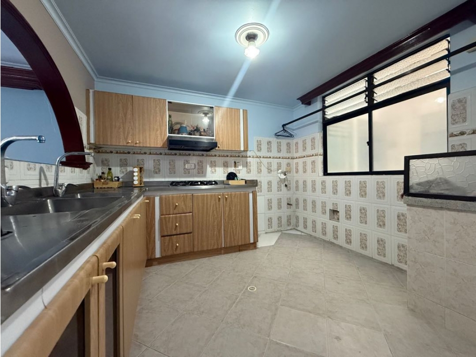VENTA DE APARTAMENTO EN EDIFICIO SAN RAFAEL - ENVIGADO — foto 4