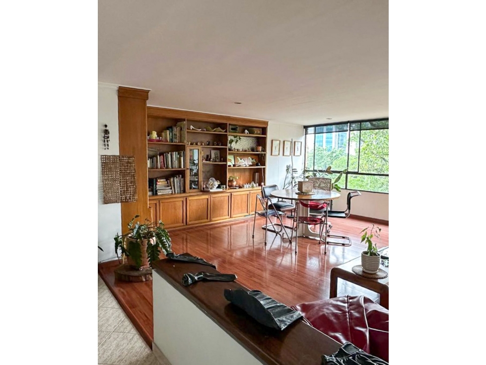 Venta de apartamento en el Campestre, Poblado — foto 2