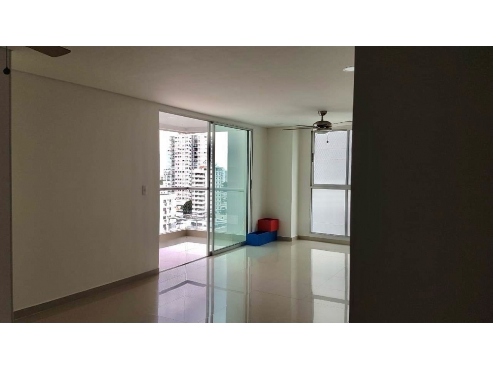 VENTA DE APARTAMENTO EN MANGA — foto 2
