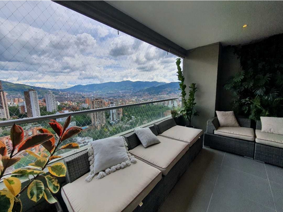 VENTA DE APARTAMENTO EN EL POBLADO,PISO ALTO. — foto 2