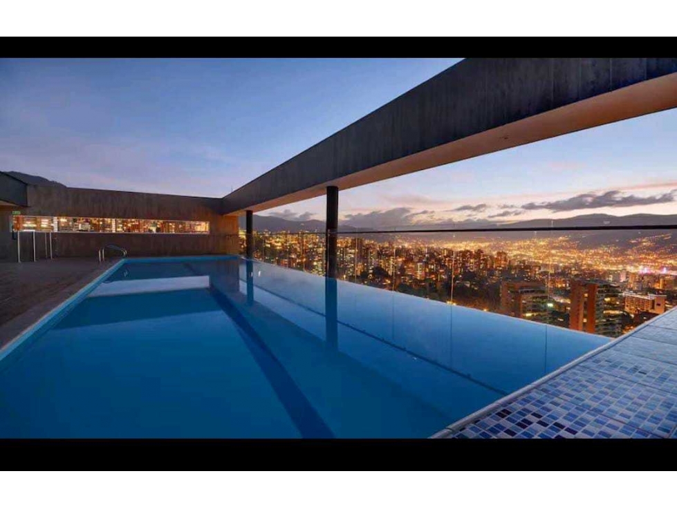 VENTA DE APARTAMENTO EN EL POBLADO CON PERMISO PARA RENTAS CORTAS.