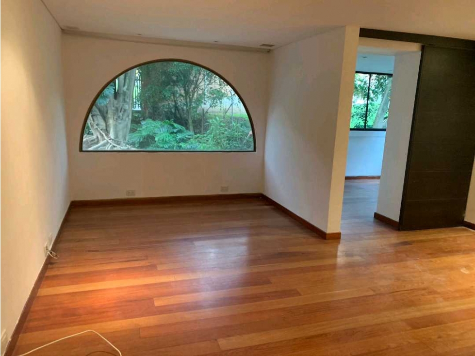 Venta de apartamento en el Poblado con terrazas y jacuzzi, Medellín — foto 3