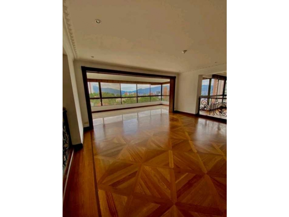 VENTA DE APARTAMENTO EN EL POBLADO CERCA AL C.C EL TESORO. — foto 2