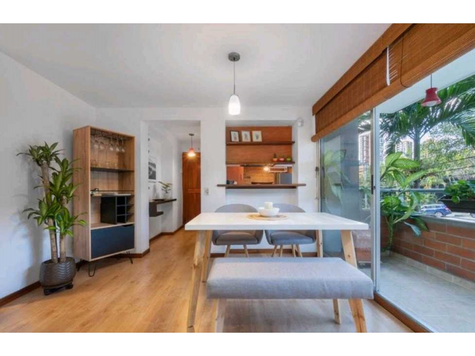 VENTA DE APARTAMENTO EN EL POBLADO, LALINDE. — foto 3