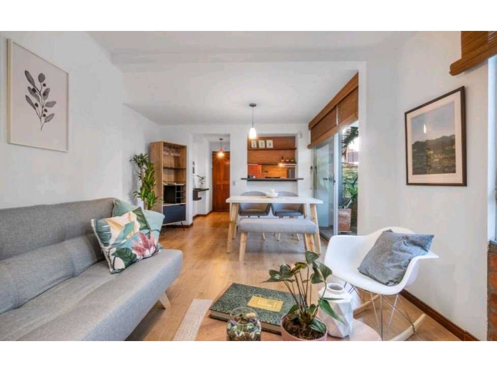 VENTA DE APARTAMENTO EN EL POBLADO, LALINDE. — foto 6