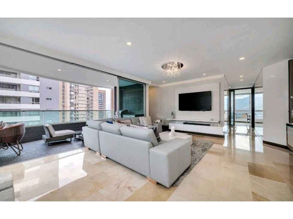 VENTA DE APARTAMENTO EN EL POBLADO, CASTROPOL. — foto 4