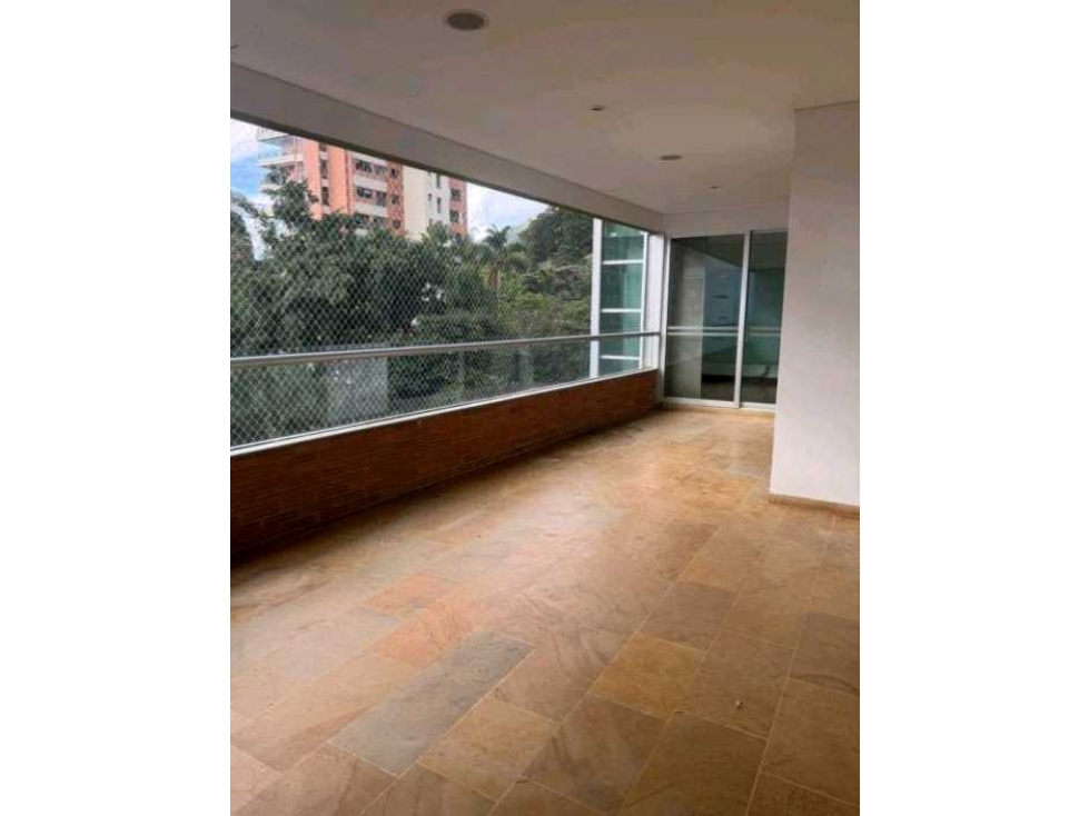 VENTA DE APARTAMENTO EN EL POBLADO, LOMA DEL TESORO. — foto 2