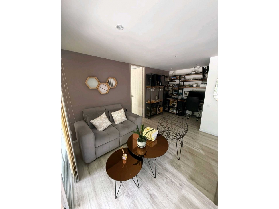 VENTA DE APARTAESTUDIO EN EL POBLADO. — foto 4