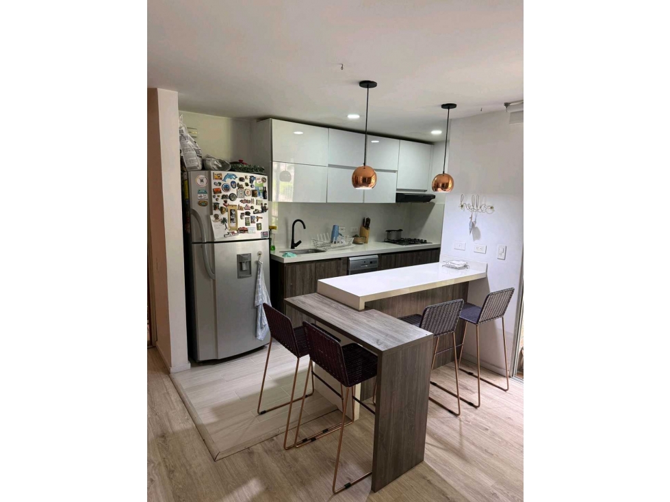 VENTA DE APARTAESTUDIO EN EL POBLADO. — foto 6