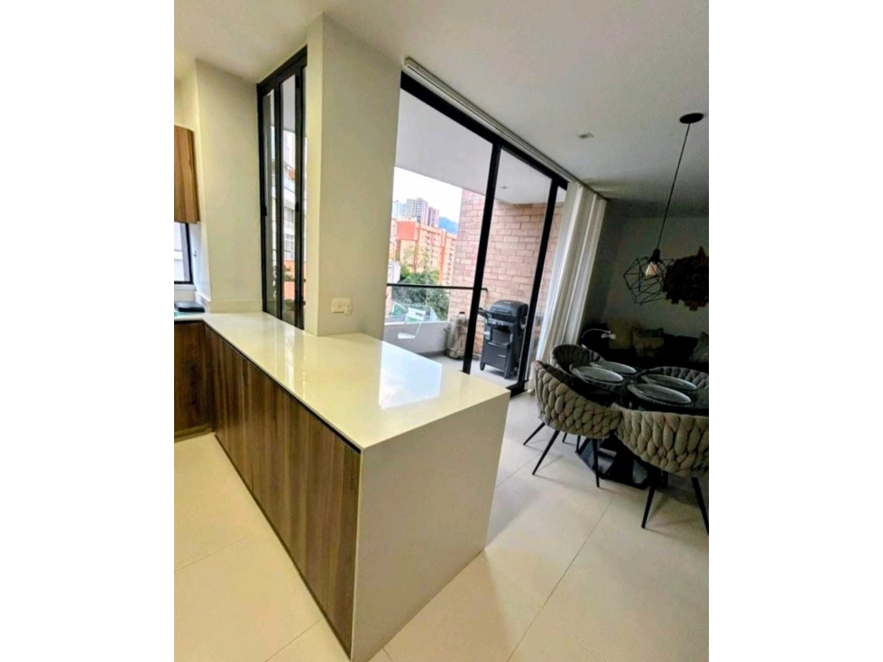 VENTA DE APARTAMENTO EN EL POBLADO, SECTOR CASTROPOL. — foto 3