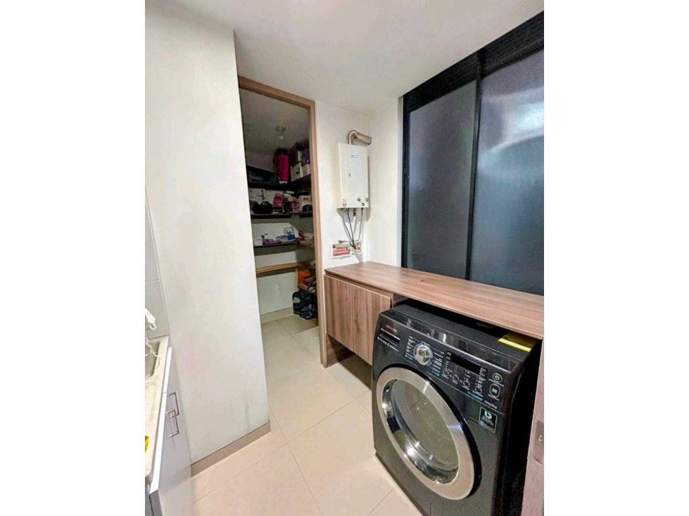 VENTA DE APARTAMENTO EN EL POBLADO, SECTOR CASTROPOL. — foto 5