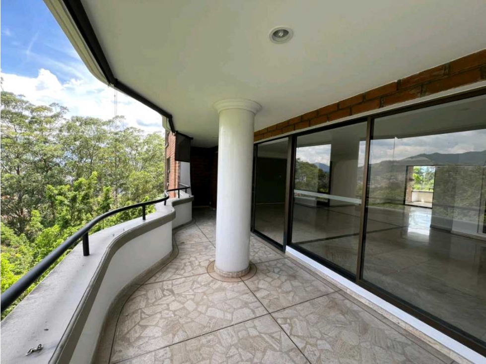 VENTA DE APARTAMENTO EN EL POBLADO, SECTOR SAN LUCAS. — foto 2