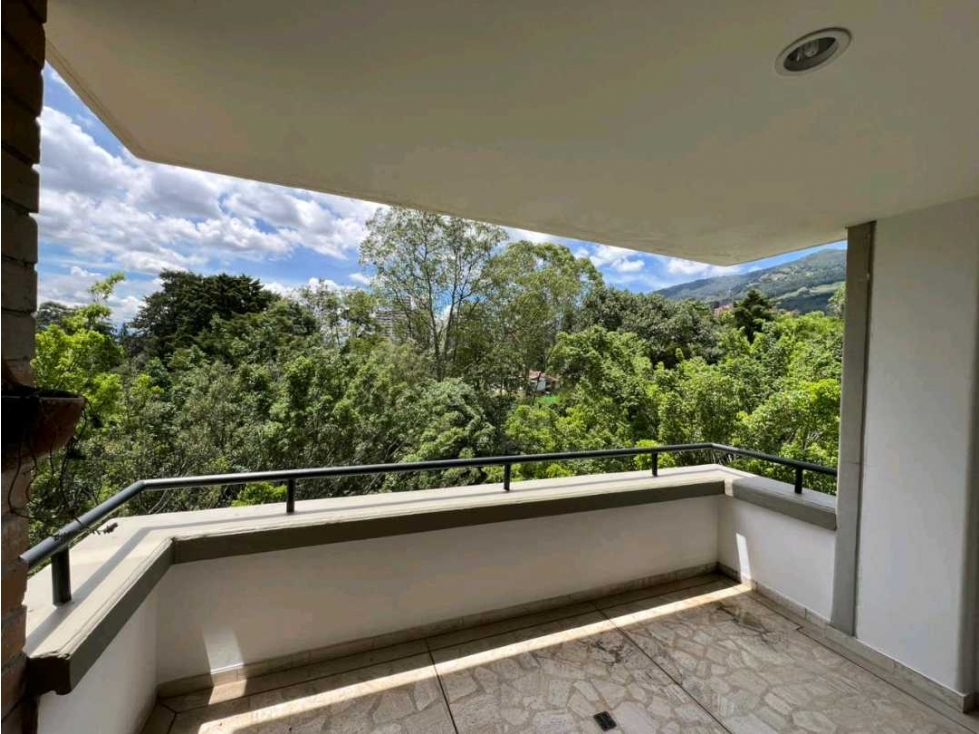 VENTA DE APARTAMENTO EN EL POBLADO, SECTOR SAN LUCAS. — foto 3