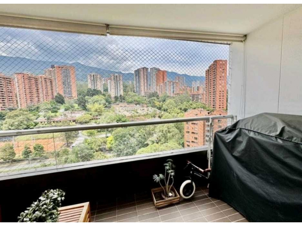 VENTA DE APARTAMENTO EN EL POBLADO, SECTOR LOS BALSOS. — foto 2