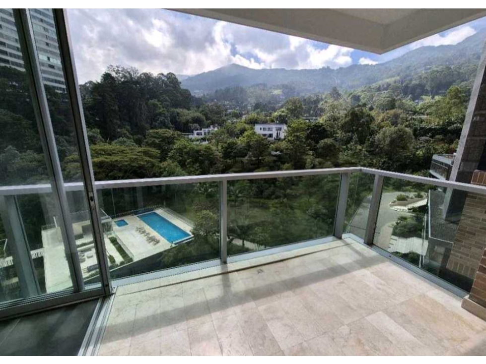 VENTA DE APARTAMENTO EN EL POBLADO, SECTOR LOS BALSOS. — foto 2