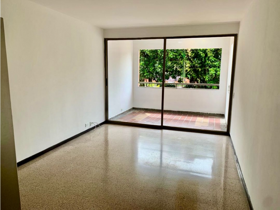 Venta de apartamento en el poblado sector patio bonito