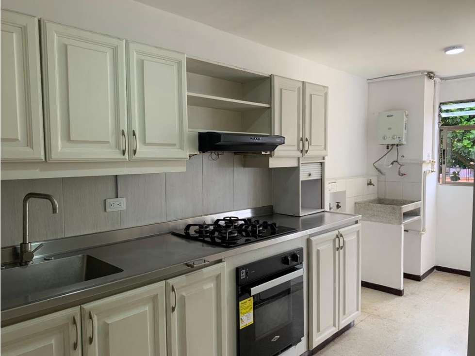 Venta de apartamento en el poblado sector patio bonito — foto 3