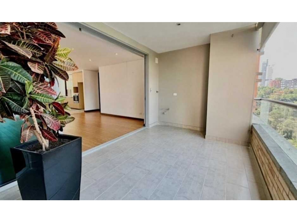 VENTA DE APARTAMENTO EN EL POBLADO, SECTOR LOS BALSOS. — foto 5