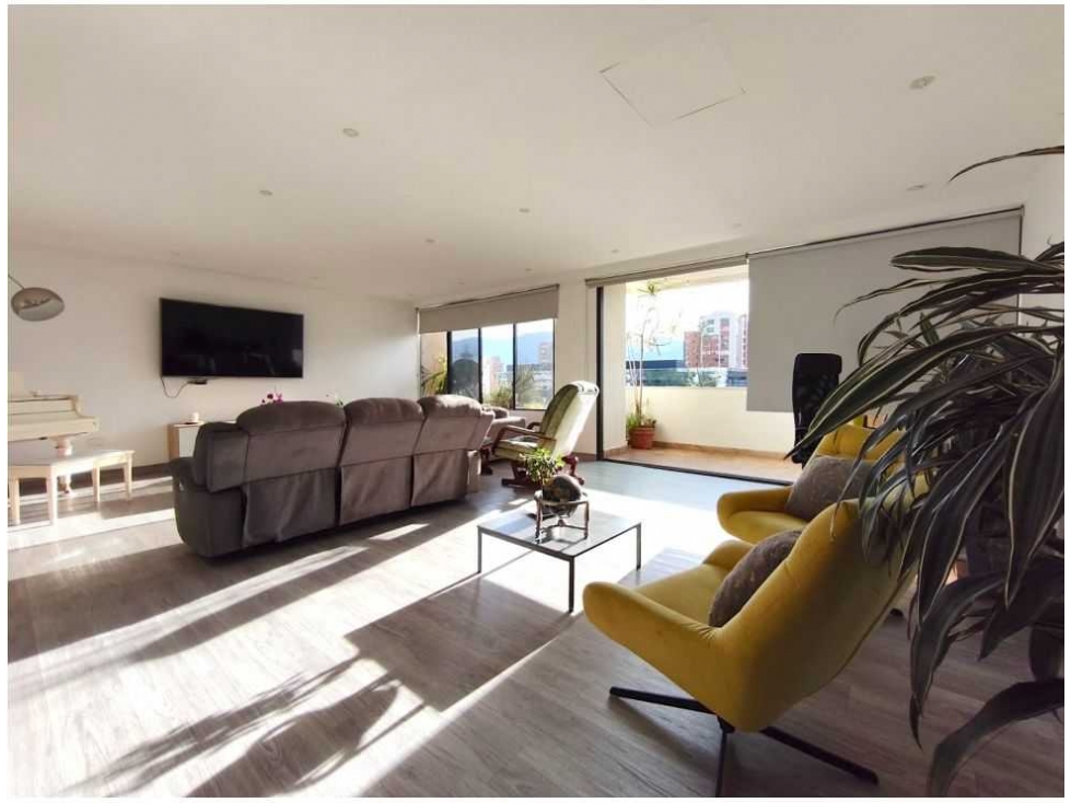 VENTA DE APARTAMENTO EN EL POBLADO, SECTOR EL CAMPESTRE.