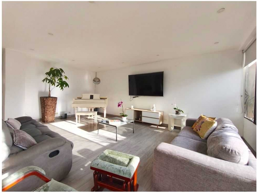VENTA DE APARTAMENTO EN EL POBLADO, SECTOR EL CAMPESTRE. — foto 3