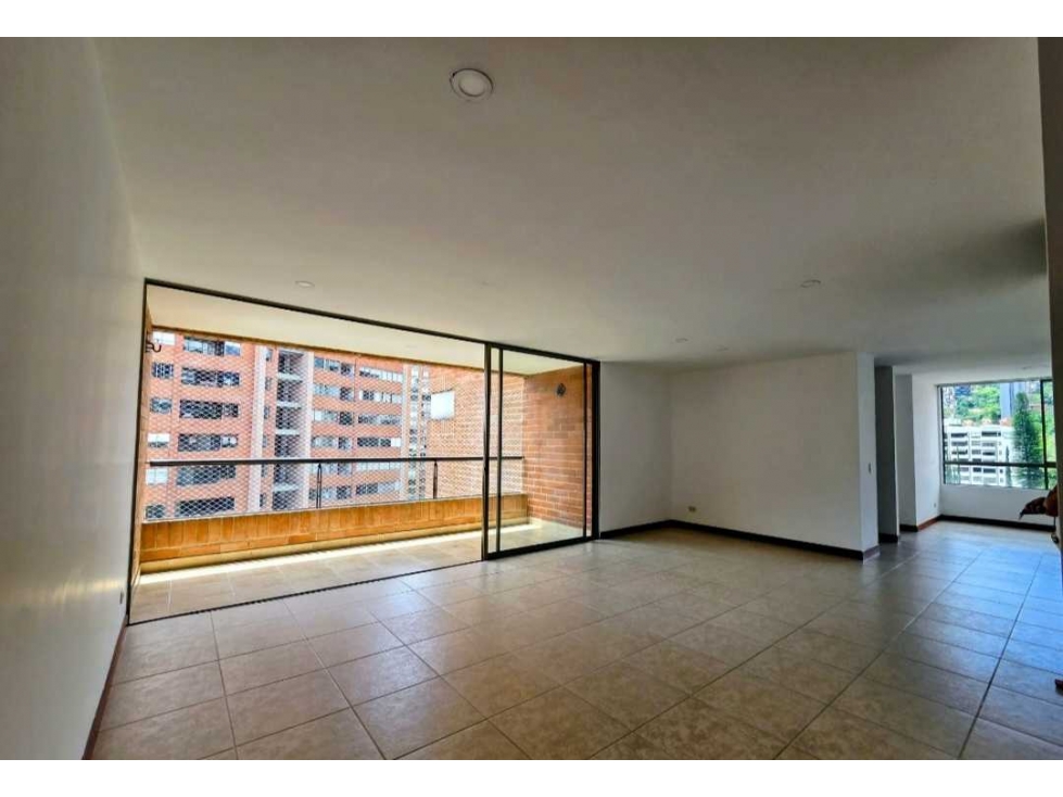 VENTA DE APARTAMENTO EN EL POBLADO, SECTOR LOS PARRA.