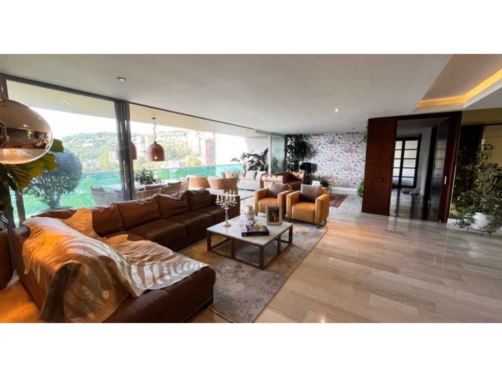VENTA DE APARTAMENTO EN EL POBLADO, SECTOR LA CALERA. — foto 3