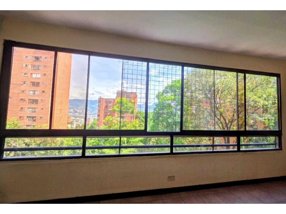 VENTA DE APARTAMENTO EN EL POBLADO, SECTOR EL TESORO. — foto 4