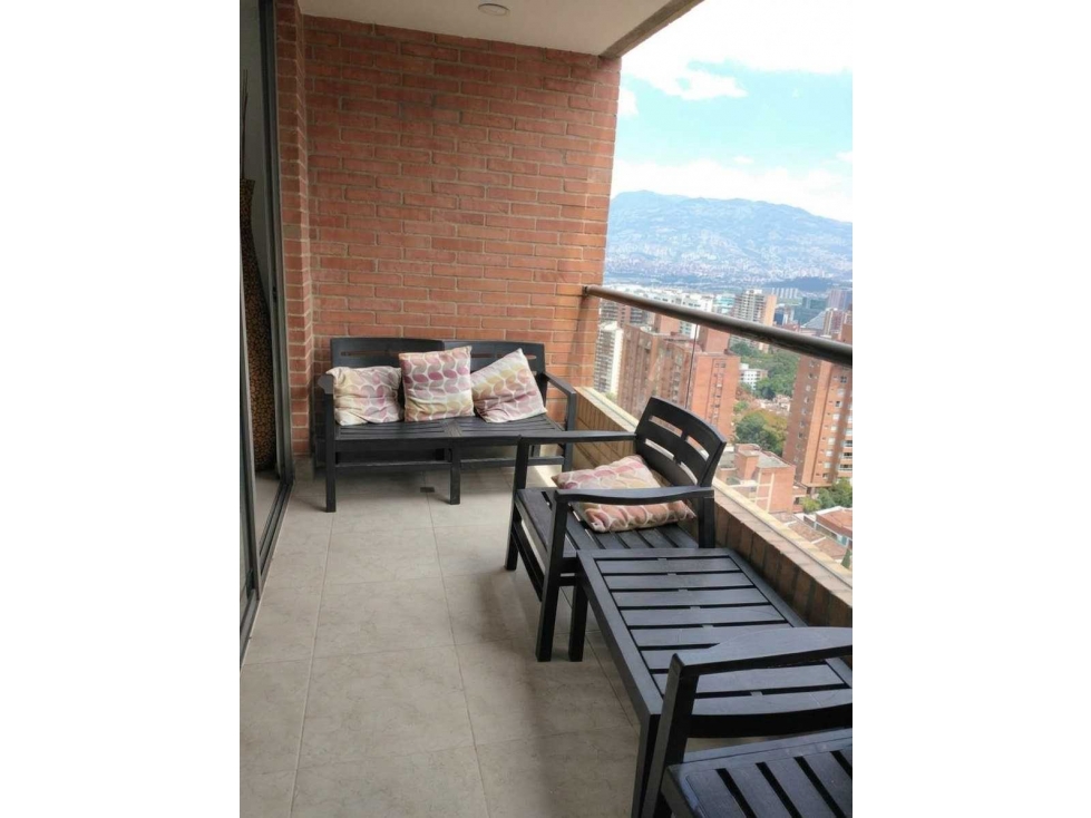 Venta de apartamento en el Poblado, Excelente vista!! — foto 3