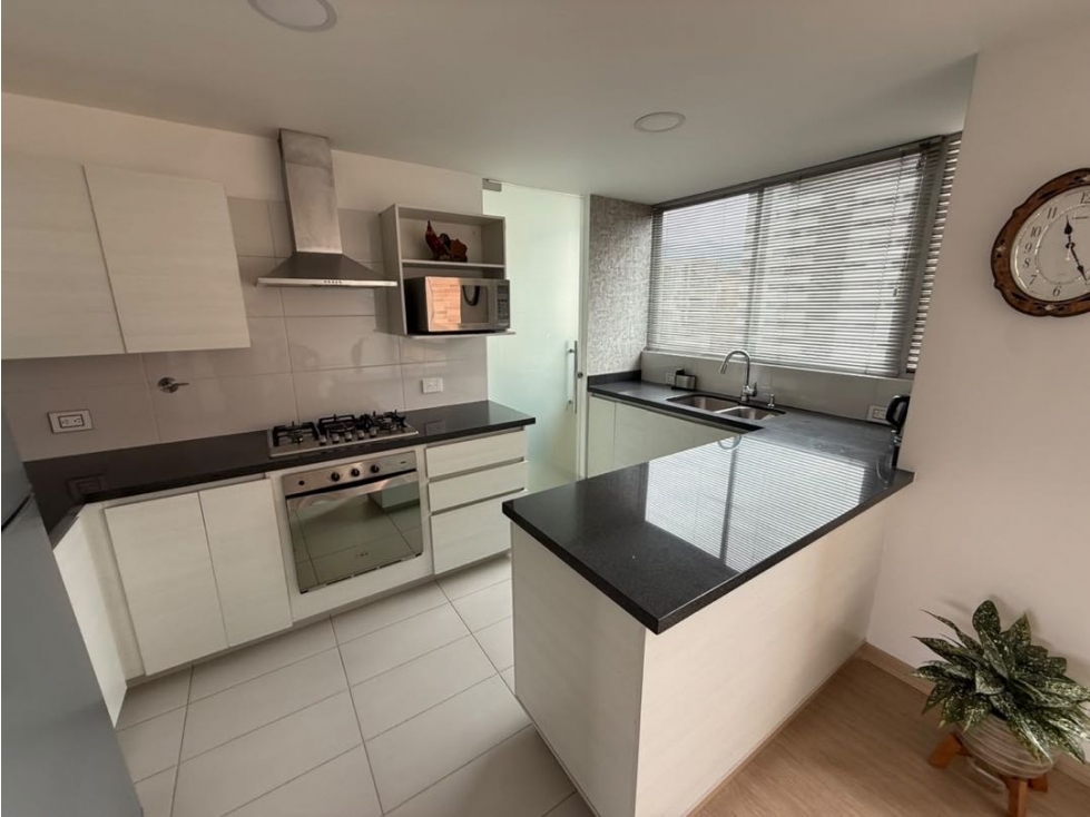 Venta de apartamento en el poblado unidad cerrada castropol — foto 4