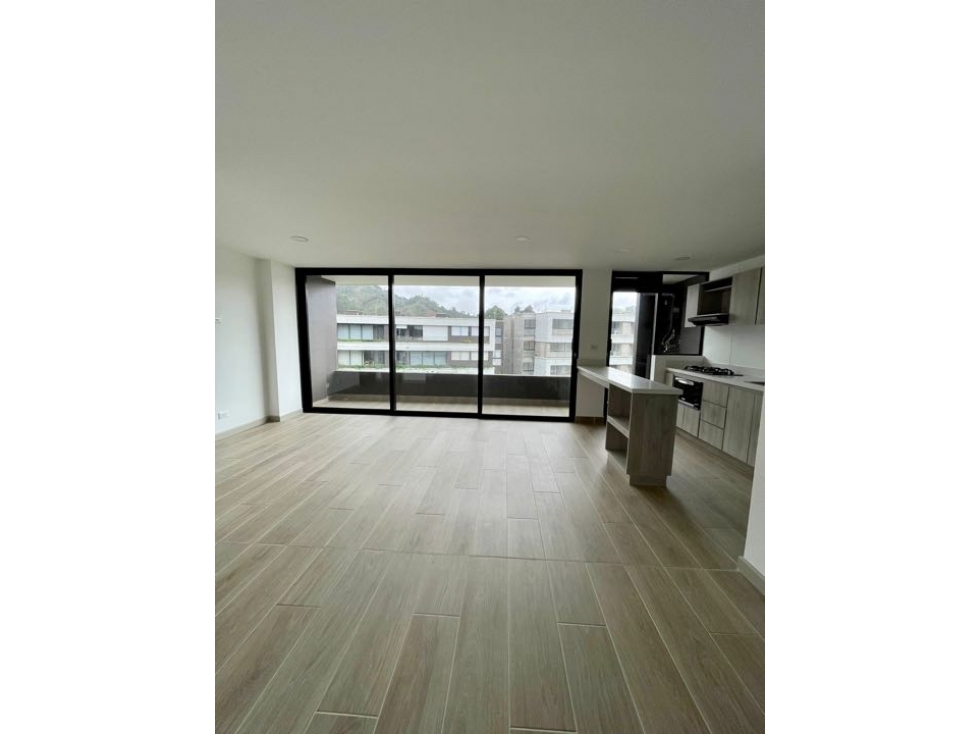Venta de apartamento en el Retiro, Antioquia; excelente ubicación