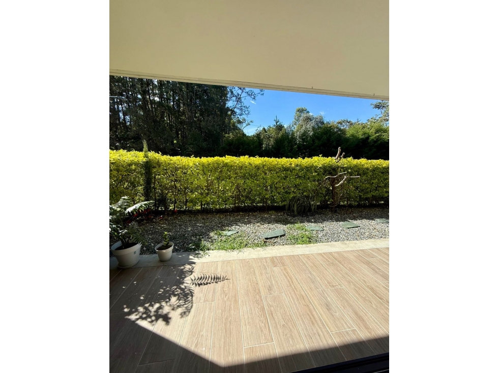 Venta de apartamento en El Retiro Antioquia sector puro cuero — foto 3